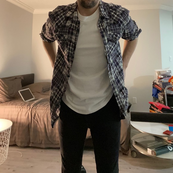 Plaid button up - Picture 4 of 6